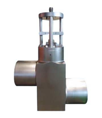 Z type high temperature and high pressure globe valve